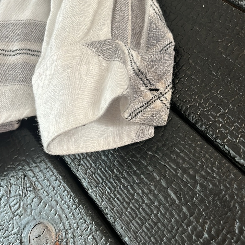 Rails White And Grey Plaid Flannel - image 2